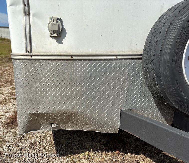 image for item ET4656 2012 H and H Trailers 20' enclosed cargo trailer