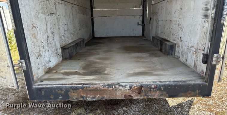 image for item ET4656 2012 H and H Trailers 20' enclosed cargo trailer