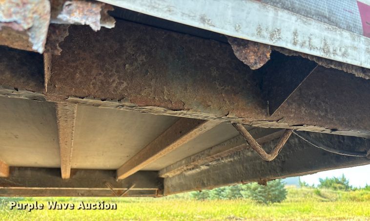 image for item ET4656 2012 H and H Trailers 20' enclosed cargo trailer