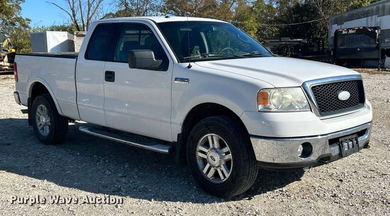 image for item ET6590 2006 Ford F150 SuperCab pickup truck