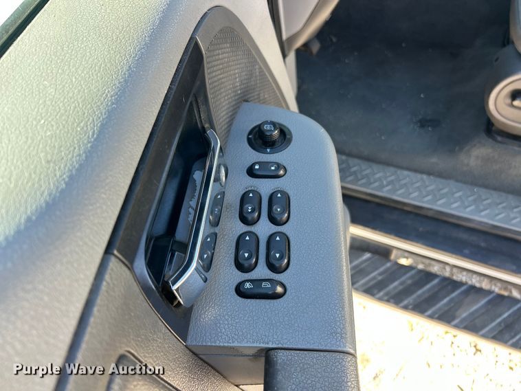 image for item ET6590 2006 Ford F150 SuperCab pickup truck