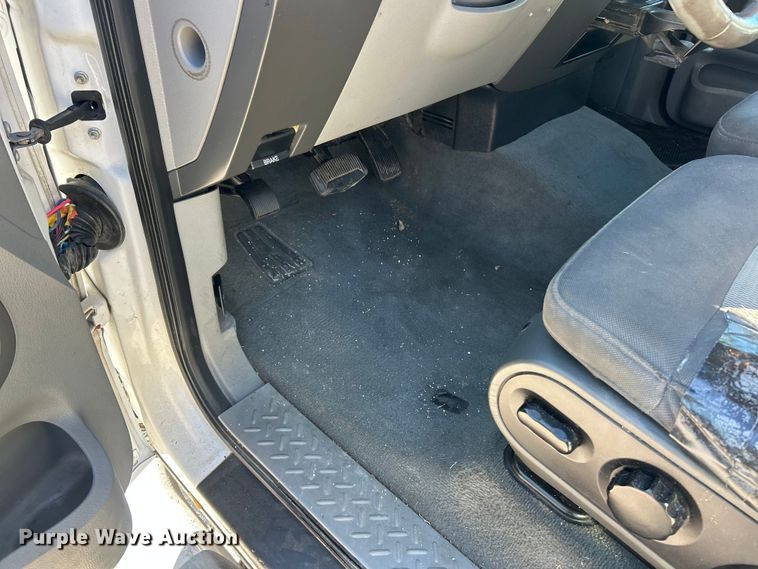 image for item ET6590 2006 Ford F150 SuperCab pickup truck