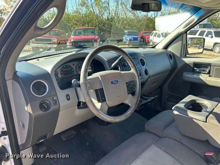 image for item ET6590 2006 Ford F150 SuperCab pickup truck