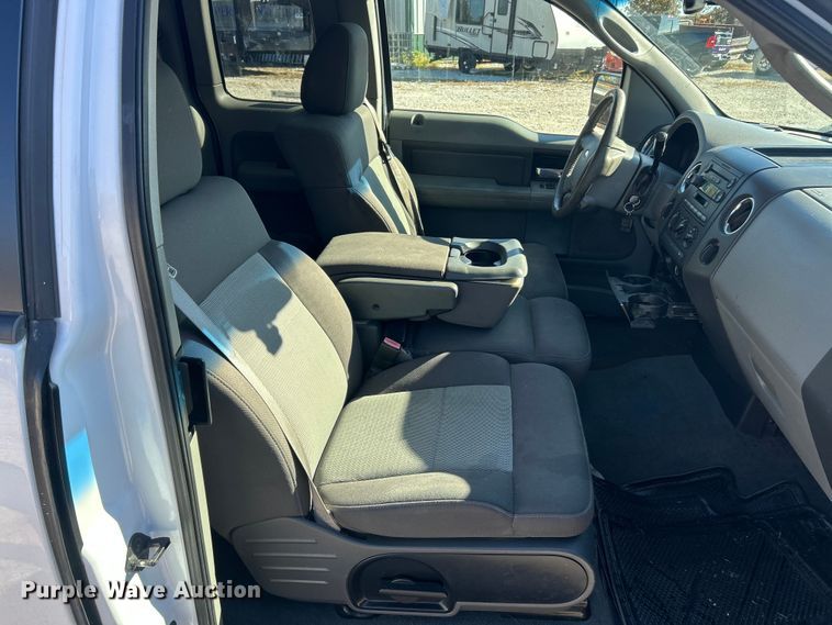 image for item ET6590 2006 Ford F150 SuperCab pickup truck