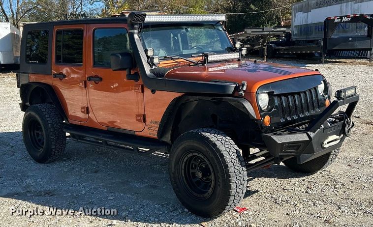 image for item ET6592 2010 Jeep Wrangler SUV