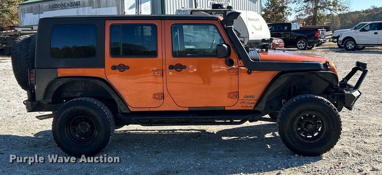 image for item ET6592 2010 Jeep Wrangler SUV