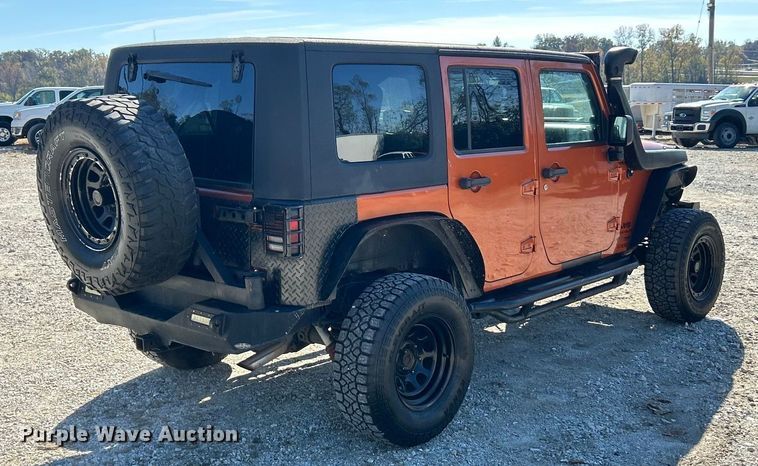 image for item ET6592 2010 Jeep Wrangler SUV