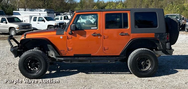 image for item ET6592 2010 Jeep Wrangler SUV