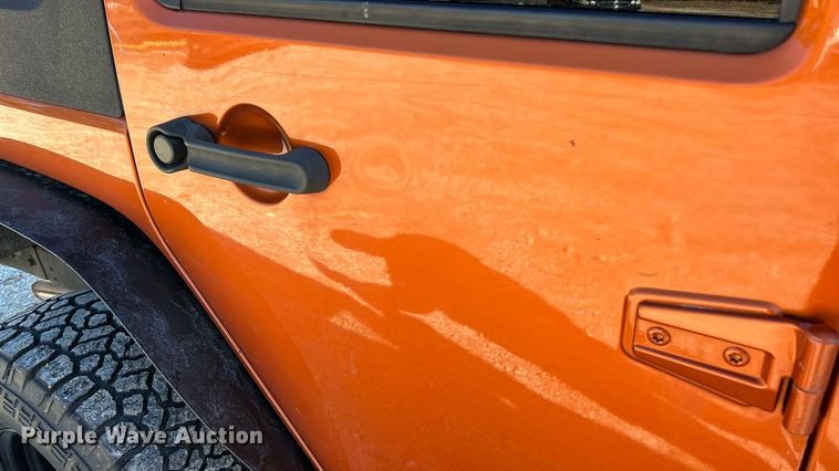 image for item ET6592 2010 Jeep Wrangler SUV