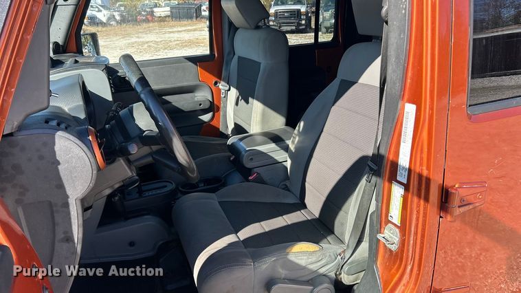 image for item ET6592 2010 Jeep Wrangler SUV