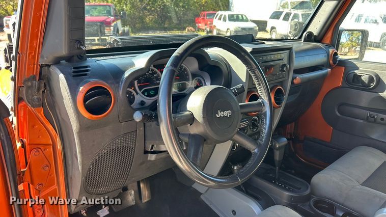 image for item ET6592 2010 Jeep Wrangler SUV