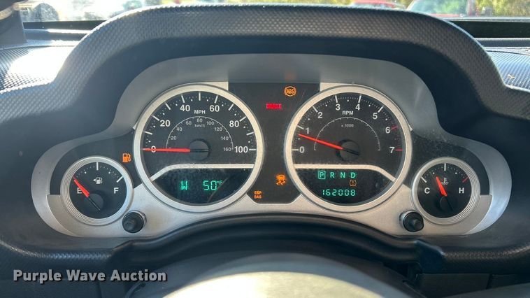 image for item ET6592 2010 Jeep Wrangler SUV