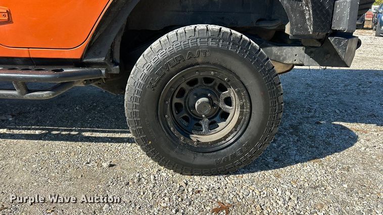 image for item ET6592 2010 Jeep Wrangler SUV