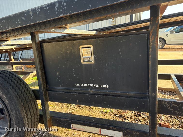 image for item ET7127 2006 Take 3 Trailers car carrier