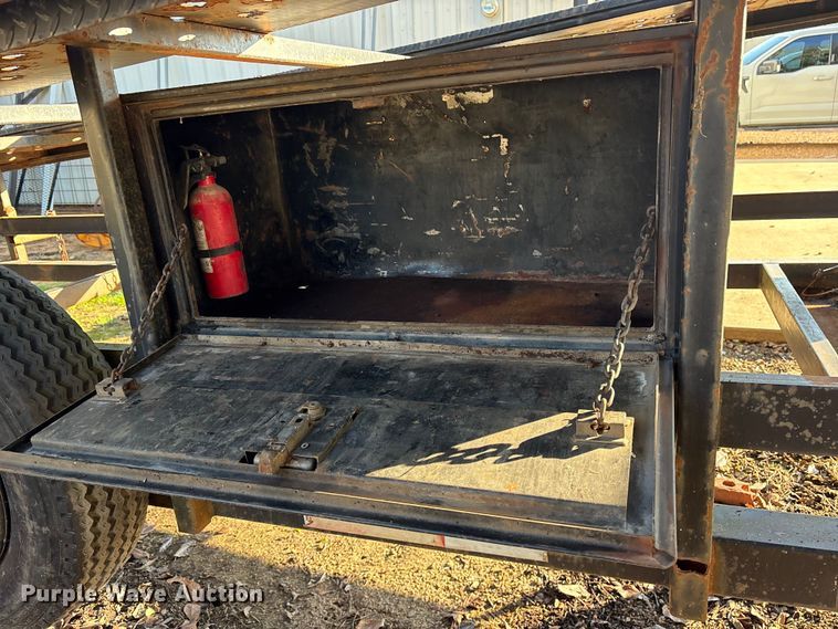 image for item ET7127 2006 Take 3 Trailers car carrier