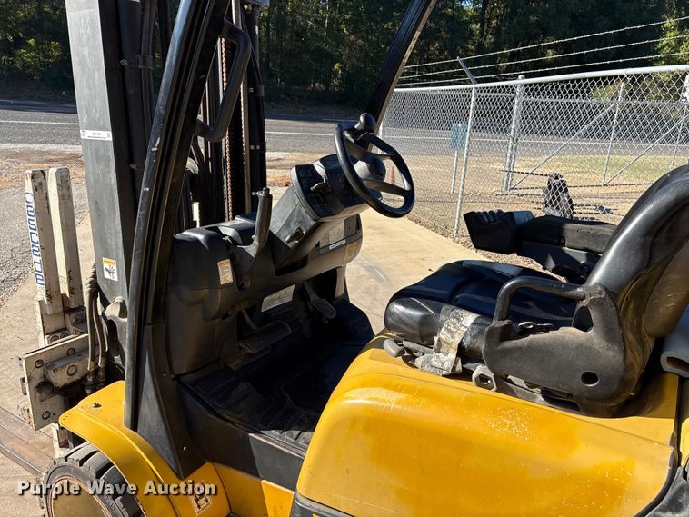 image for item ET7159 2007 Yale GLC070VXNGSE088 forklift