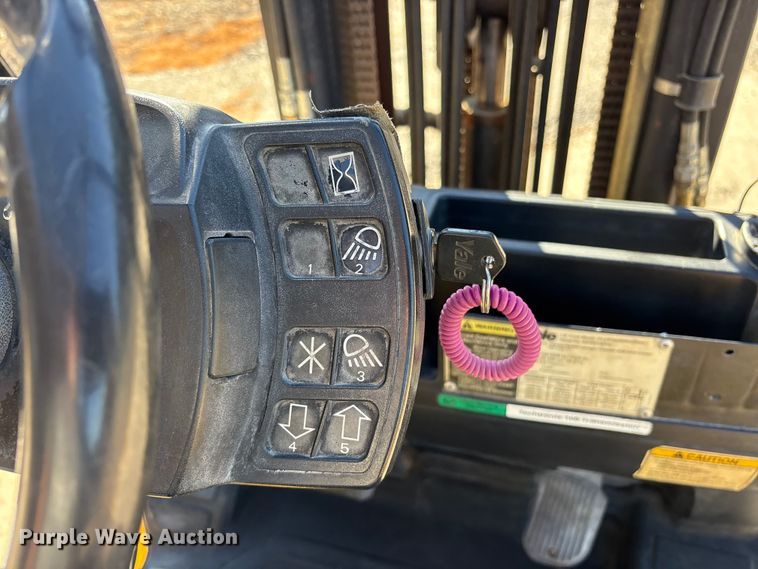 image for item ET7159 2007 Yale GLC070VXNGSE088 forklift