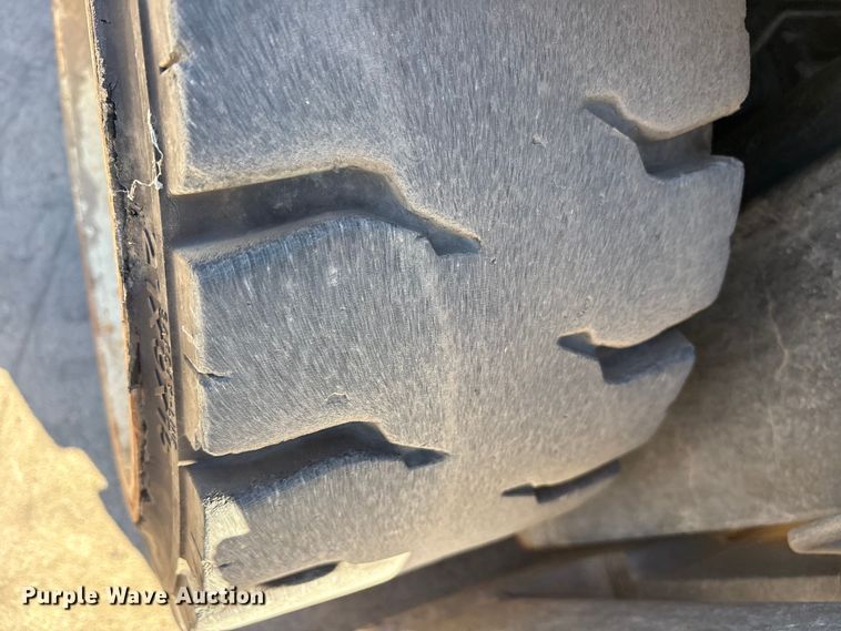 image for item ET7159 2007 Yale GLC070VXNGSE088 forklift