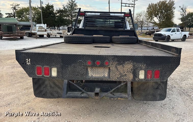 image for item ET7161 2011 Dodge Ram 5500 flatbed truck