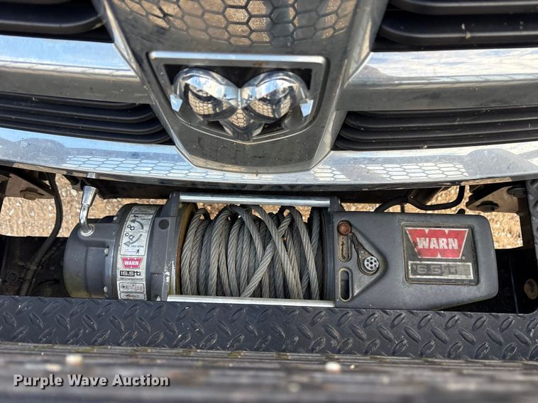 image for item ET7161 2011 Dodge Ram 5500 flatbed truck