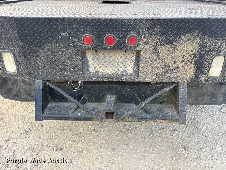 image for item ET7161 2011 Dodge Ram 5500 flatbed truck