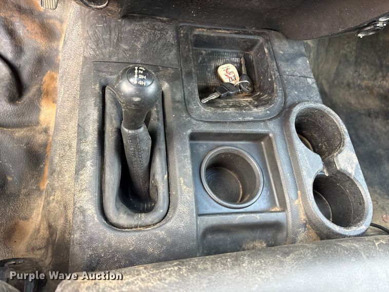 image for item ET7161 2011 Dodge Ram 5500 flatbed truck