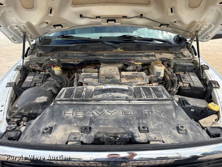 image for item ET7161 2011 Dodge Ram 5500 flatbed truck