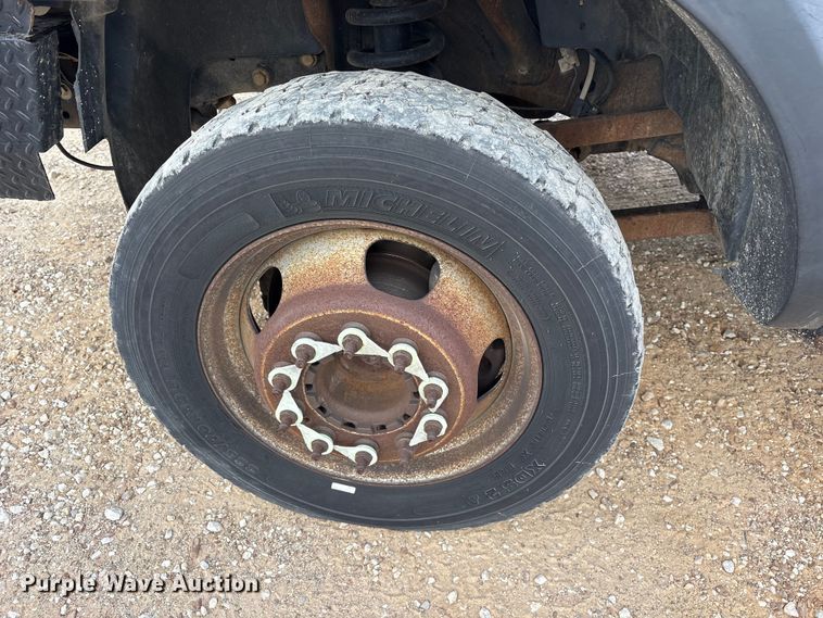 image for item ET7161 2011 Dodge Ram 5500 flatbed truck