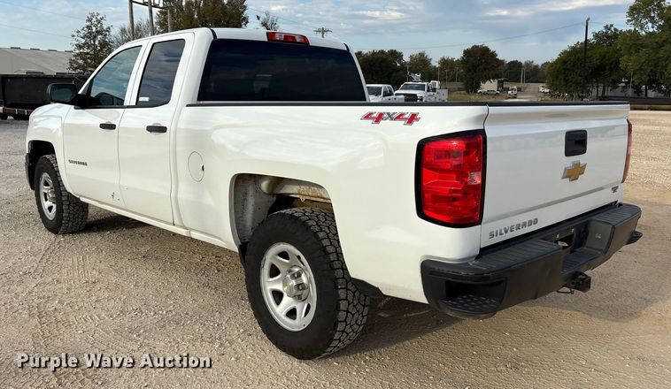 image for item ET7165 2015 Chevrolet Silverado 1500 Double Cab pickup truck