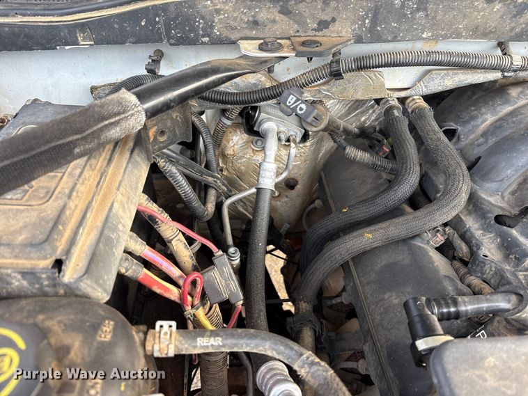 image for item ET7165 2015 Chevrolet Silverado 1500 Double Cab pickup truck