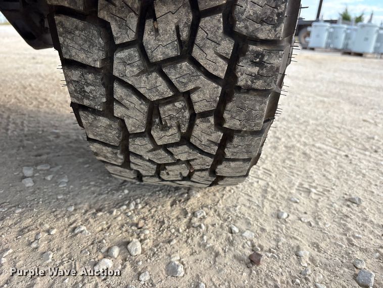 image for item ET7165 2015 Chevrolet Silverado 1500 Double Cab pickup truck