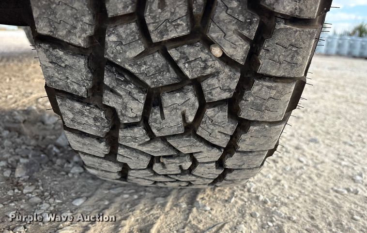 image for item ET7165 2015 Chevrolet Silverado 1500 Double Cab pickup truck