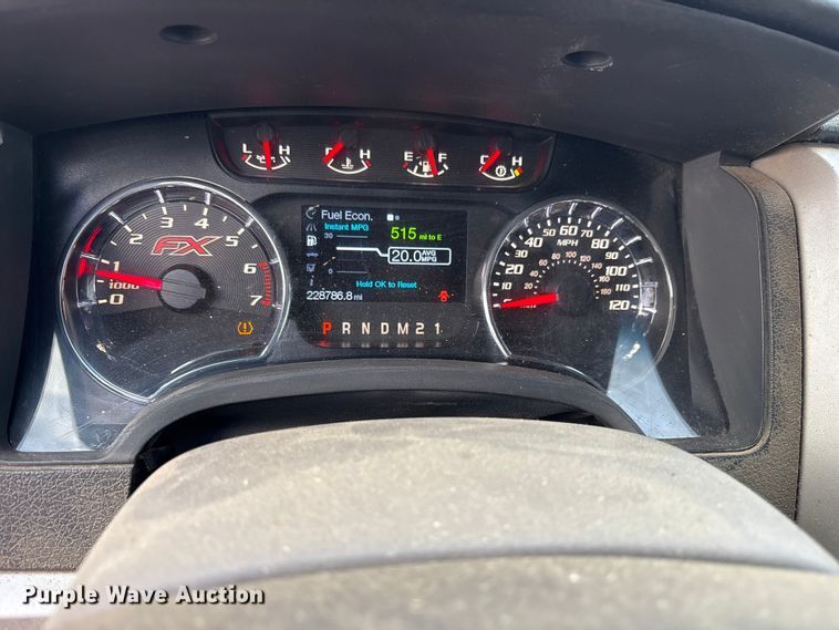 image for item ET7166 2014 Ford F150 SuperCrew pickup truck