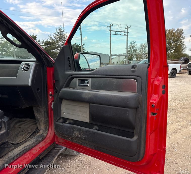 image for item ET7166 2014 Ford F150 SuperCrew pickup truck