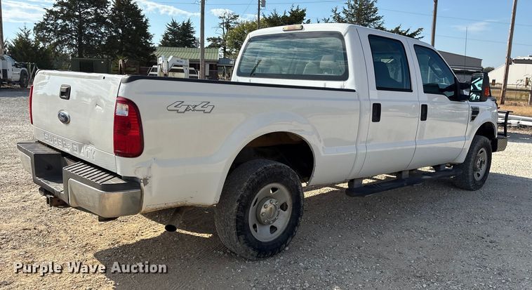image for item ET7168 2009 Ford F250 Super Duty Crew Cab pickup truck