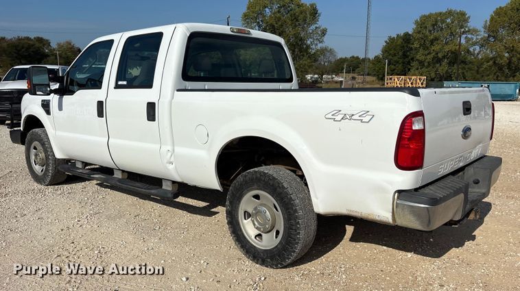 image for item ET7168 2009 Ford F250 Super Duty Crew Cab pickup truck