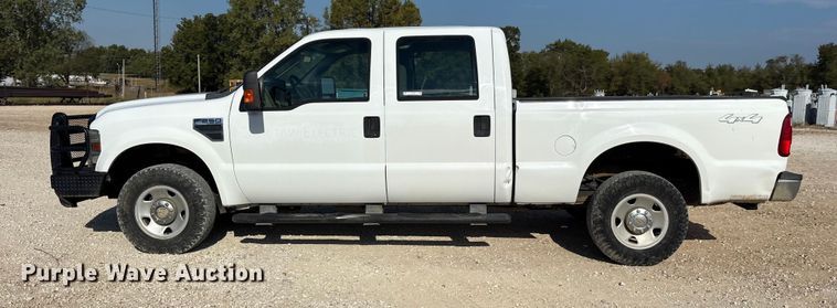 image for item ET7168 2009 Ford F250 Super Duty Crew Cab pickup truck