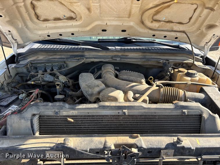 image for item ET7168 2009 Ford F250 Super Duty Crew Cab pickup truck