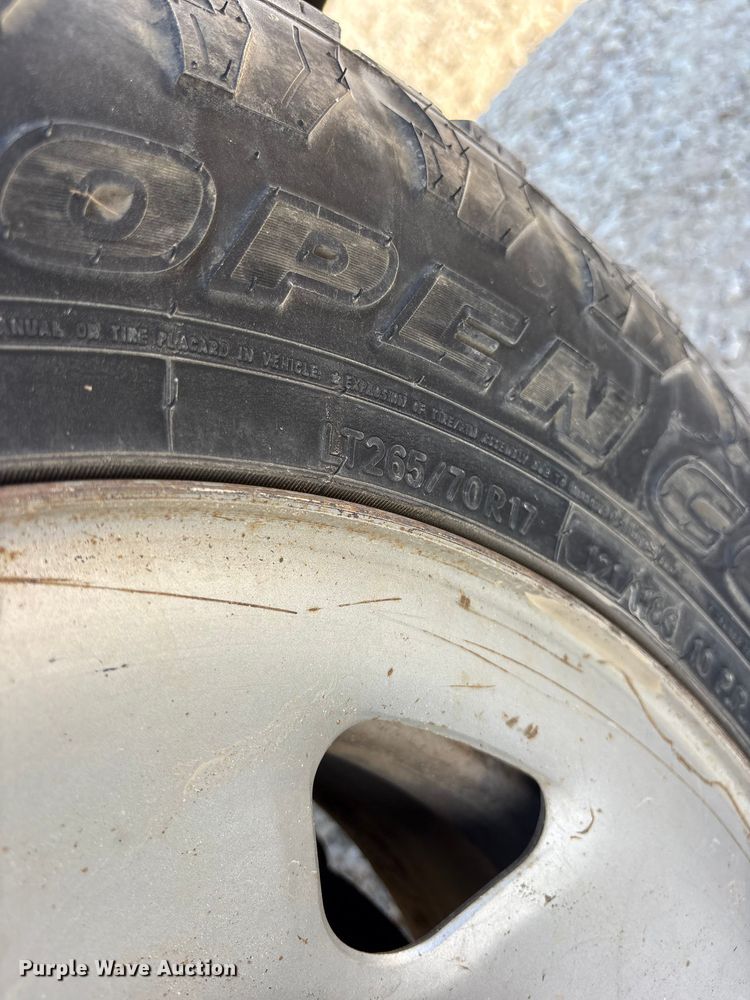 image for item ET7168 2009 Ford F250 Super Duty Crew Cab pickup truck