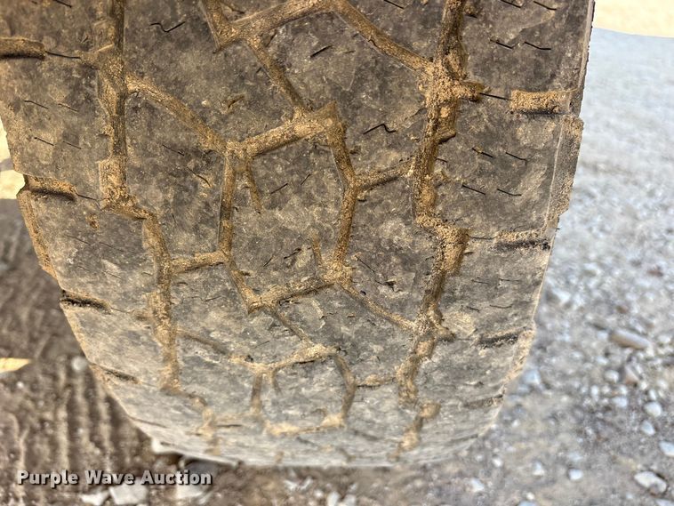 image for item ET7168 2009 Ford F250 Super Duty Crew Cab pickup truck