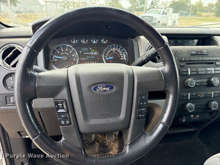 image for item ET7171 2011 Ford F150 SuperCrew pickup truck