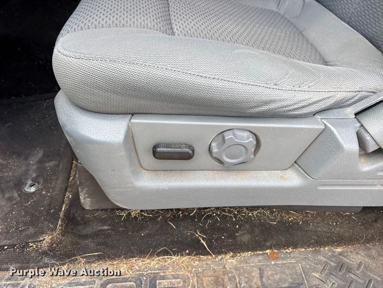 image for item ET7171 2011 Ford F150 SuperCrew pickup truck