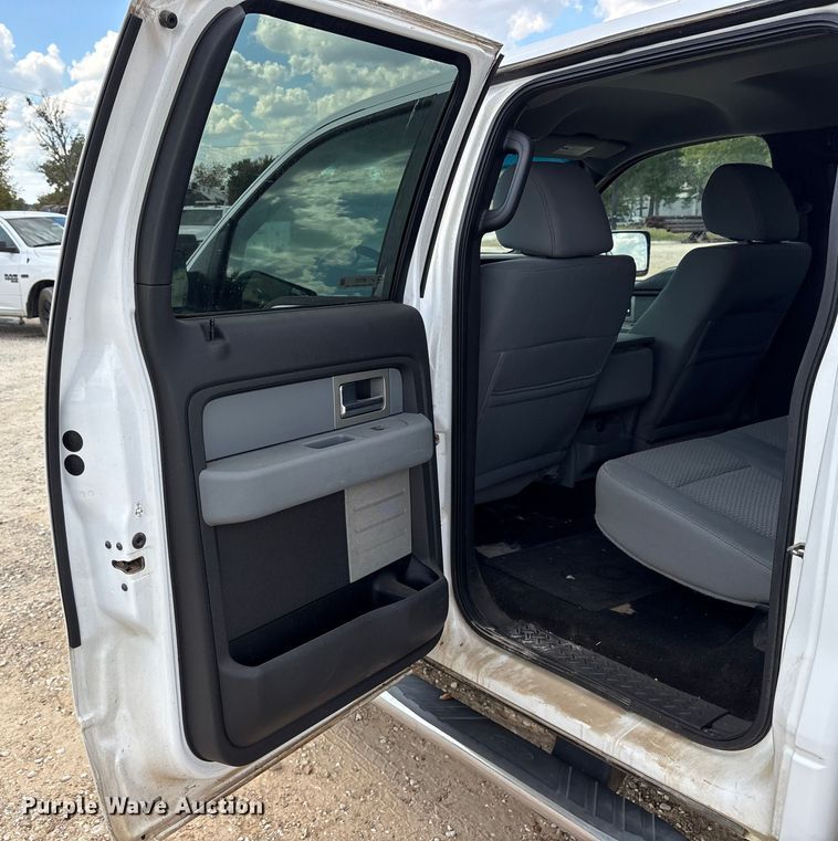 image for item ET7171 2011 Ford F150 SuperCrew pickup truck