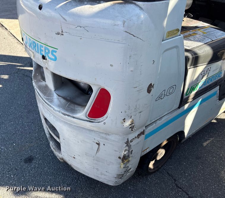 image for item ET8567 2017 UniCarriers CFS40 forklift