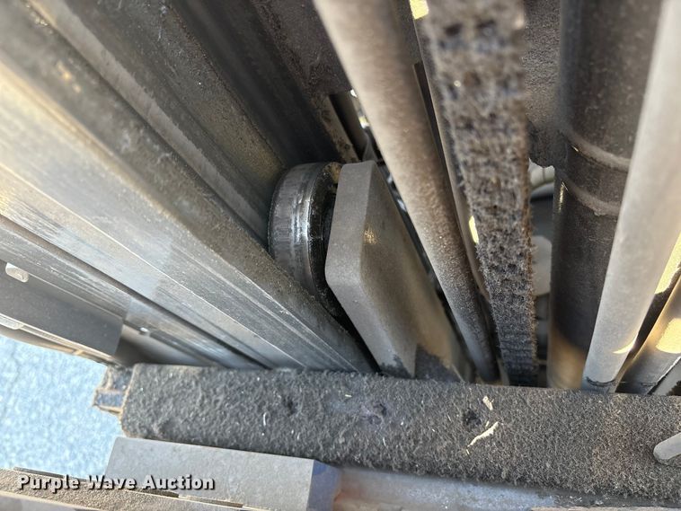 image for item ET8567 2017 UniCarriers CFS40 forklift