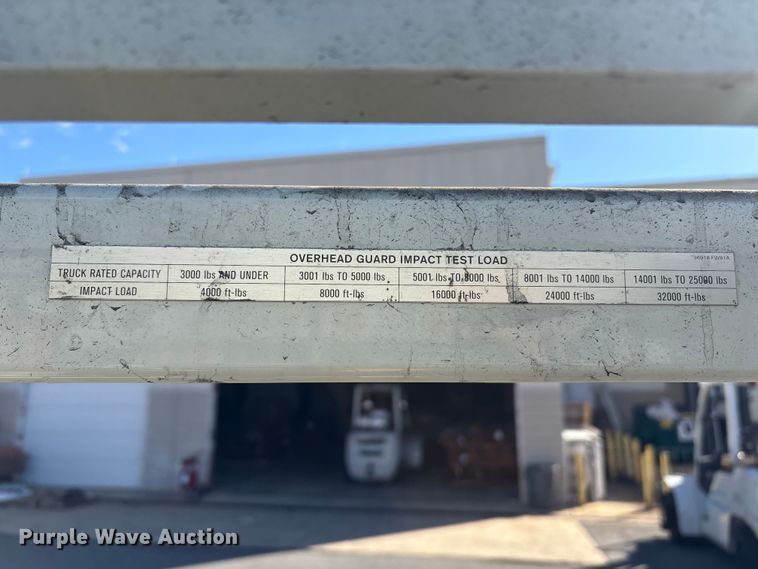 image for item ET8567 2017 UniCarriers CFS40 forklift