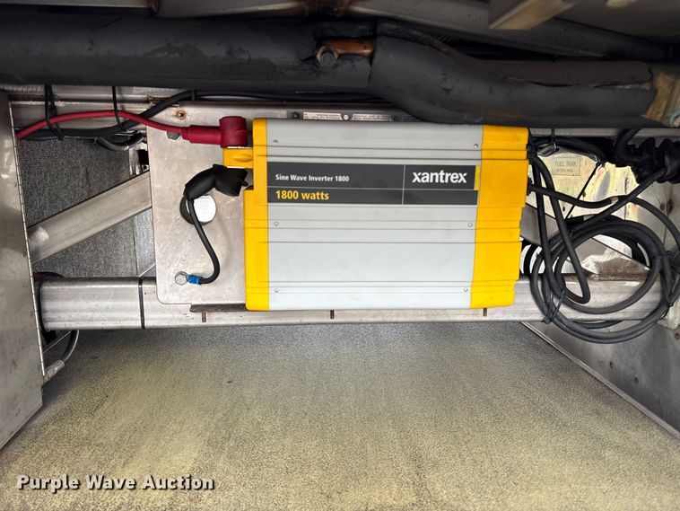 image for item ET8586 2005 Prevost H3-45 Coach Bus