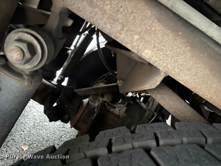 image for item ET8586 2005 Prevost H3-45 Coach Bus