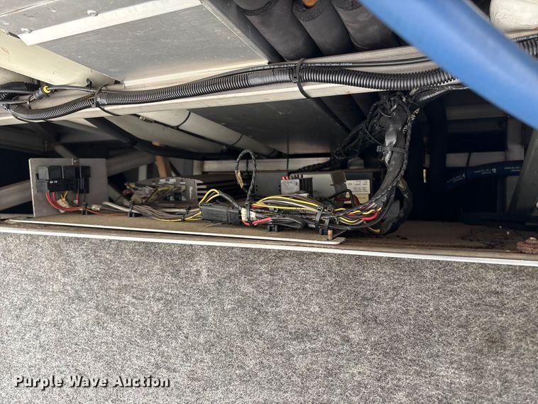 image for item ET8586 2005 Prevost H3-45 Coach Bus