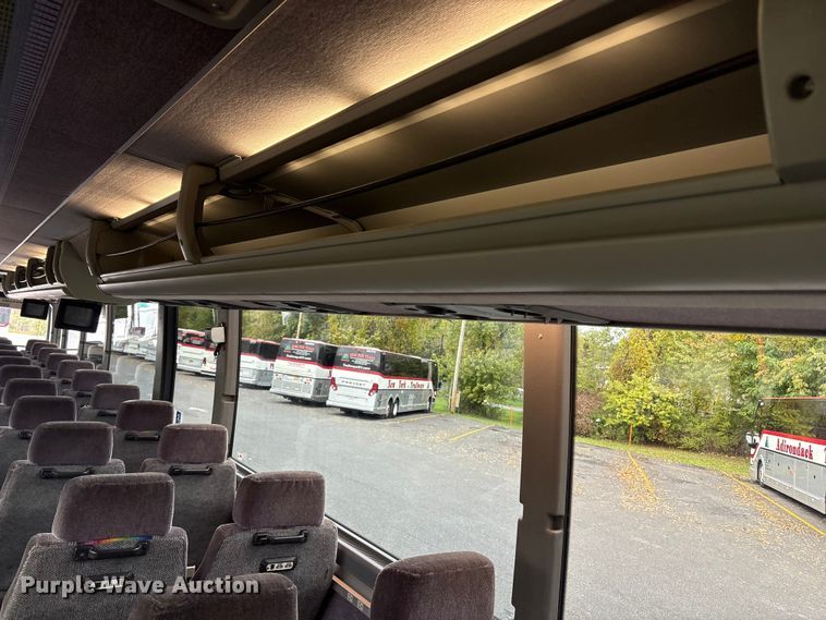 image for item ET8586 2005 Prevost H3-45 Coach Bus